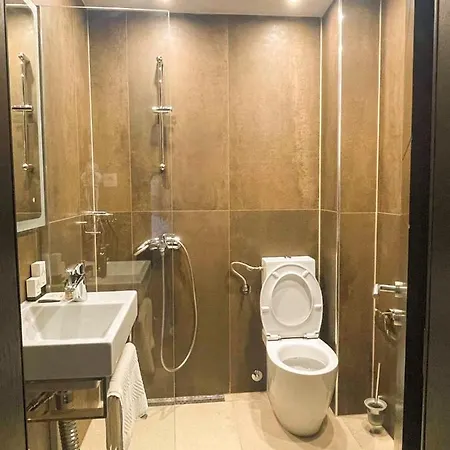 Living فندق مبيت وإفطار