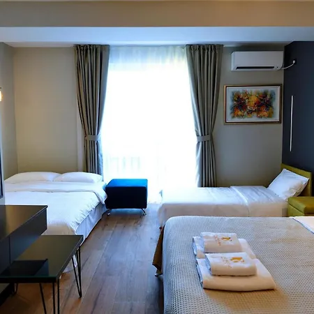 Living فندق مبيت وإفطار 4*