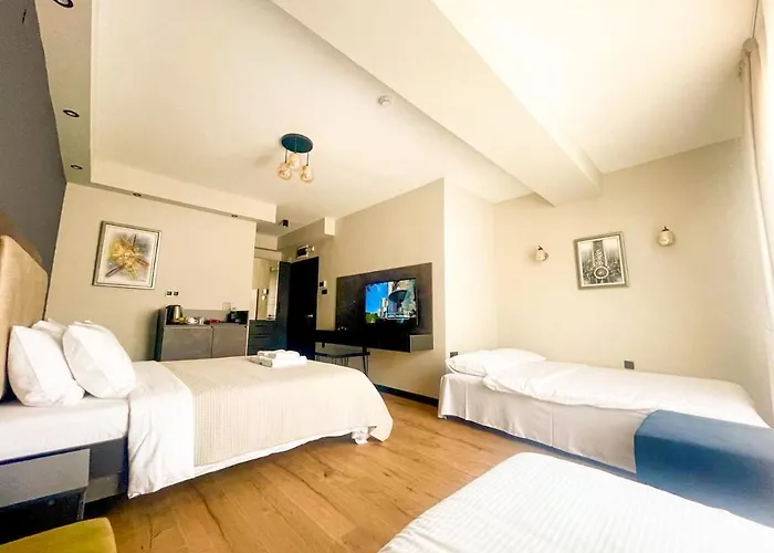 Living Bed & Breakfast 4*