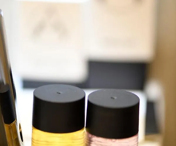 Bed & Breakfast Living